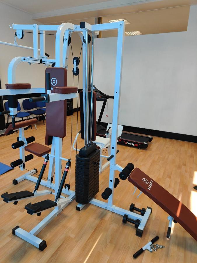 Hotel Terminus - Pizzeria Pizz'A Gogo - Salle De Sport - Face A La Gare Лон-ле-Соньє Екстер'єр фото