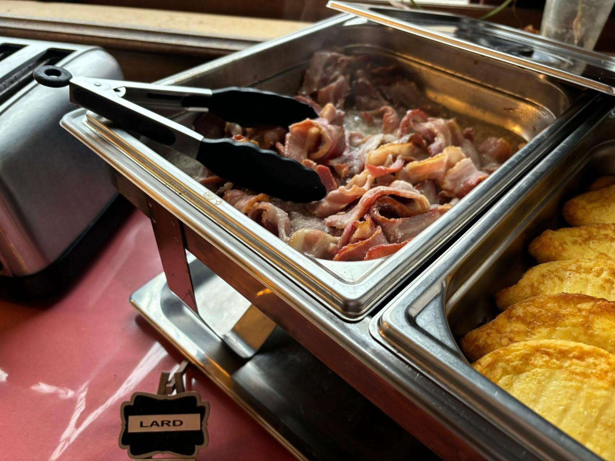 Hotel Terminus - Pizzeria Pizz'A Gogo - Salle De Sport - Face A La Gare Лон-ле-Соньє Екстер'єр фото